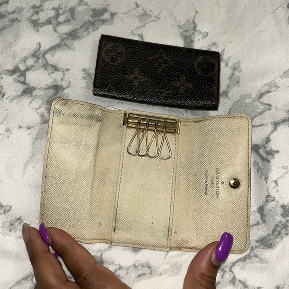 Louis Vuitton Cream and Brown Wallets Bundle with Damier and Monogram Designs - Picture 5 of 6